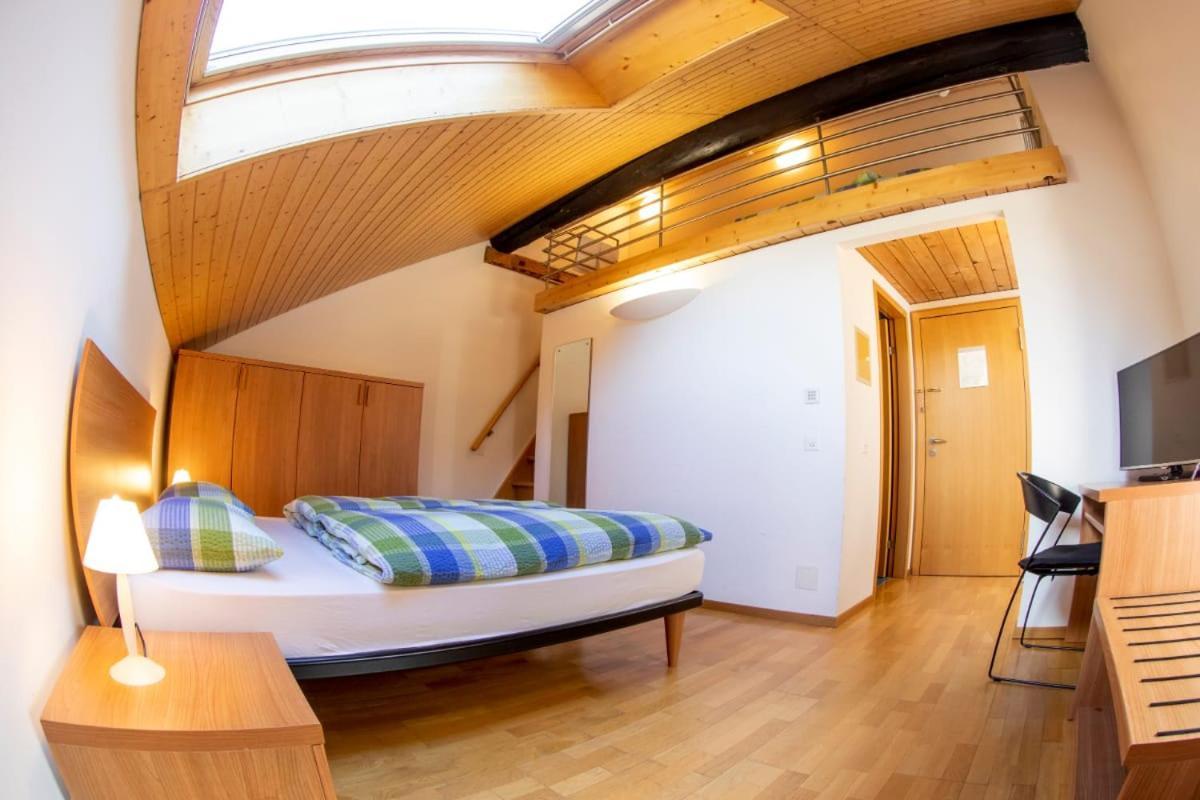 Bb Garni Motta Hotel Airolo Exterior foto